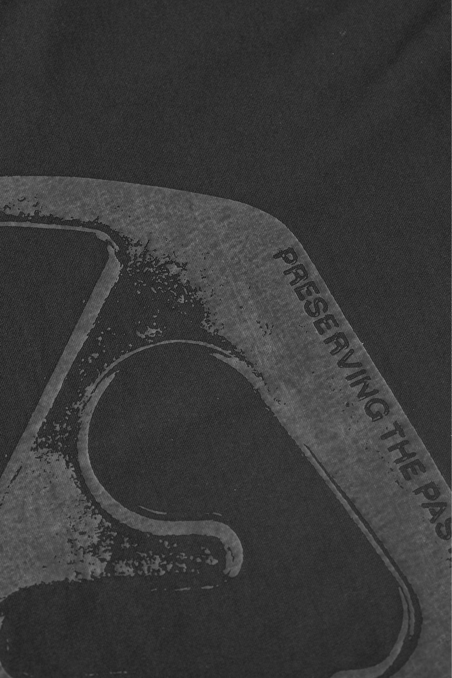 Artifaxing Carabiner Tee