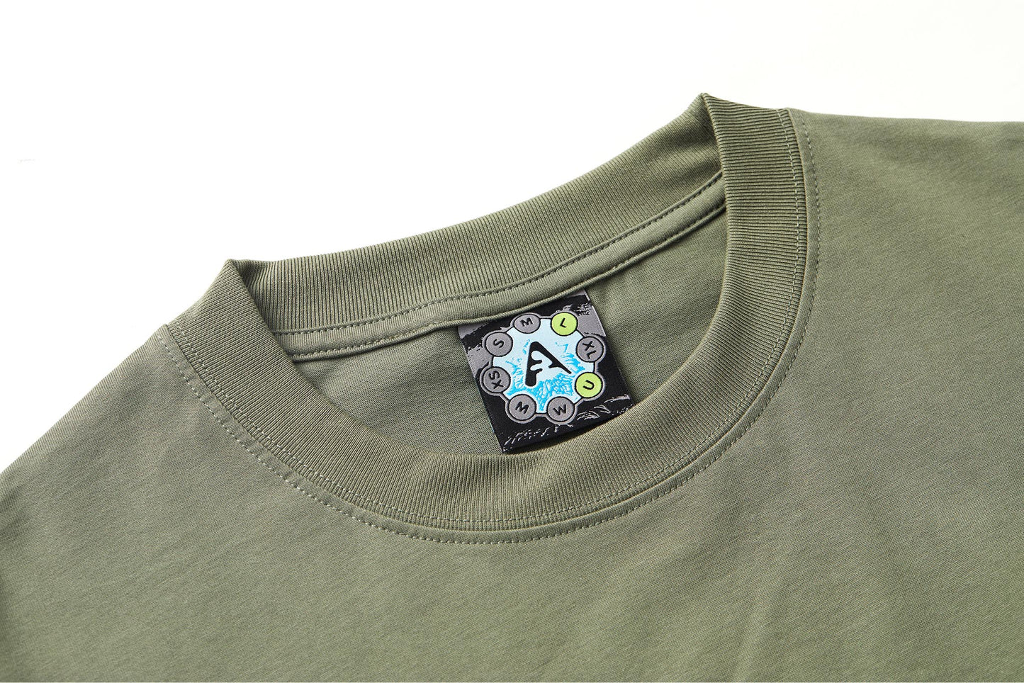 LOGO LOCK Olive Tee