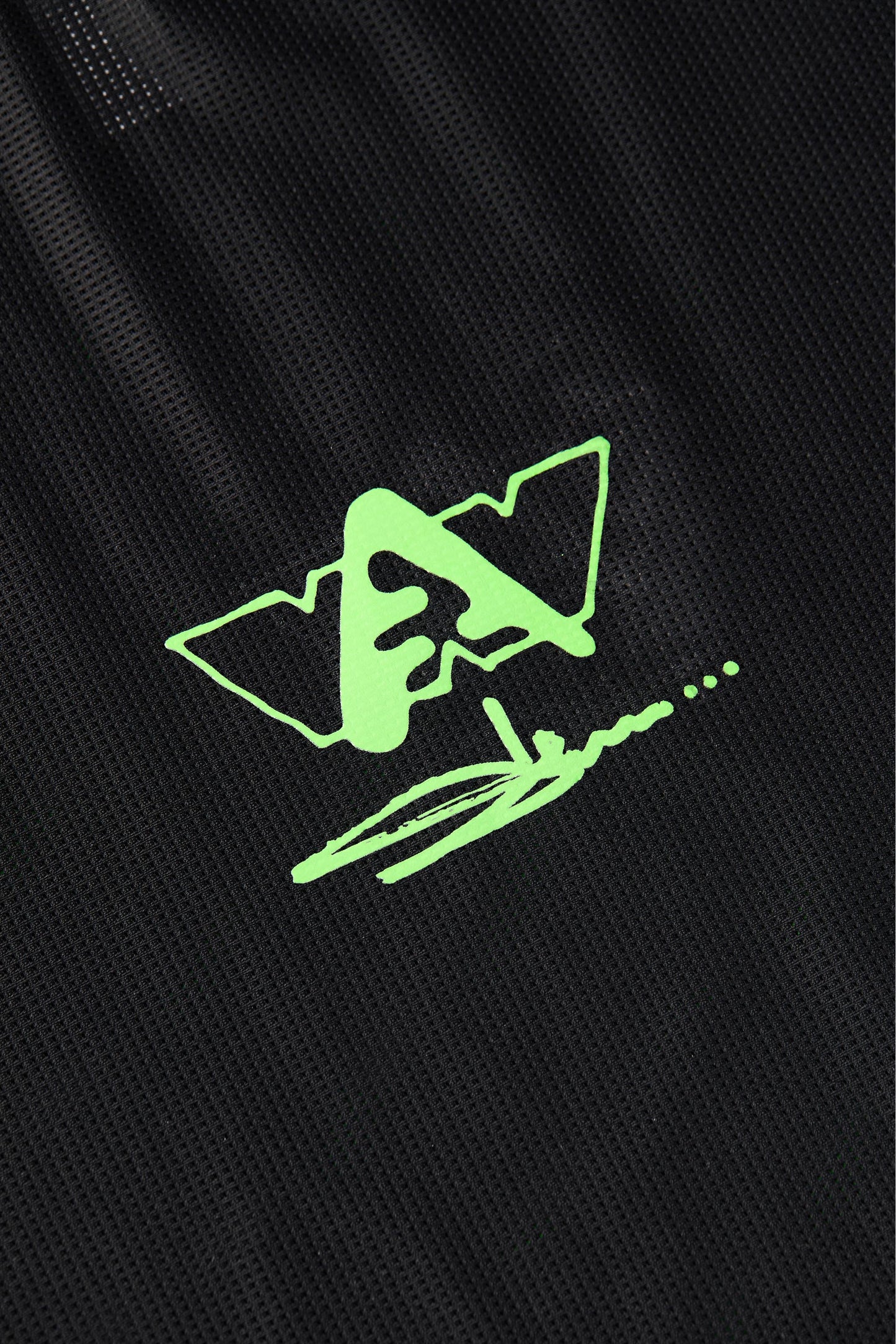 WINS Slawn Active Tee